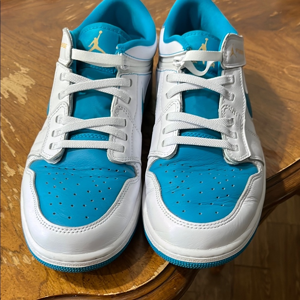 Jordan Aquatone Flyease Shoes - White and Teal